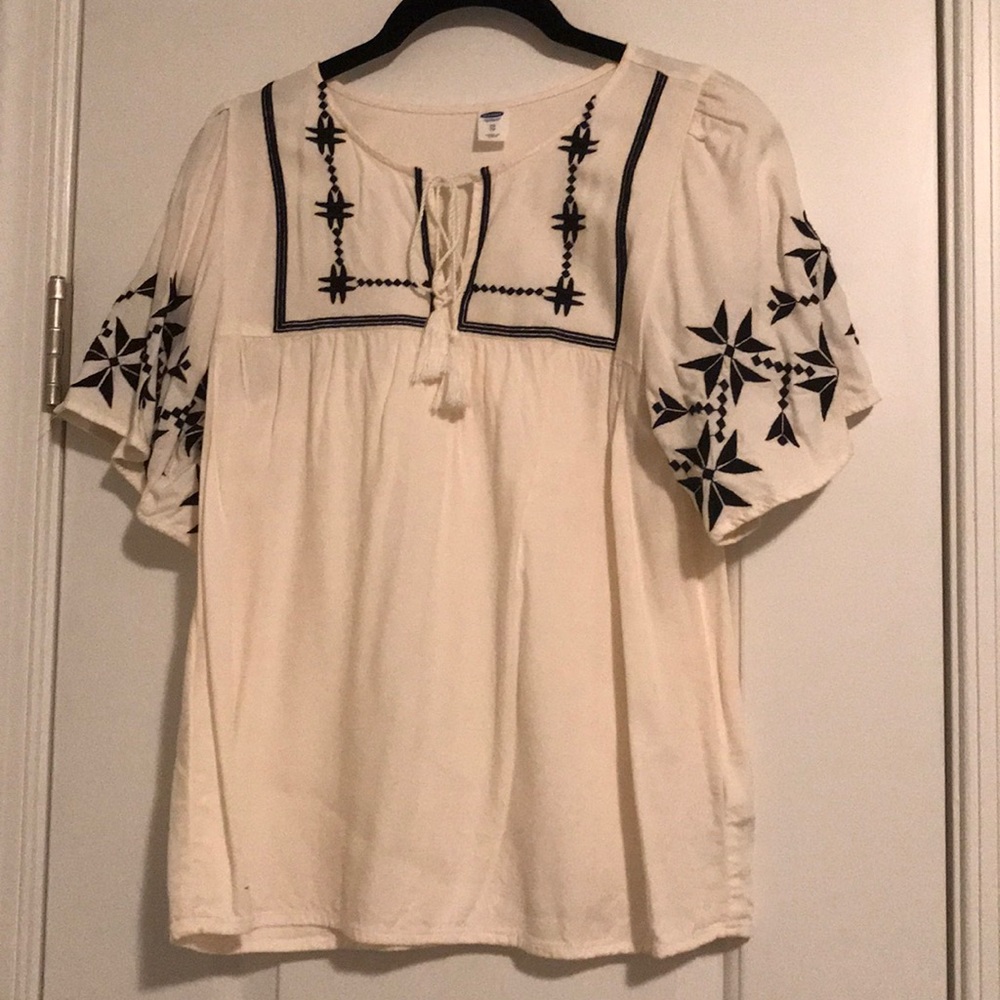 Flounce-Sleeve Blouse